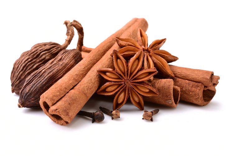 star anise, cinnamon sticks, black cardamom pods,